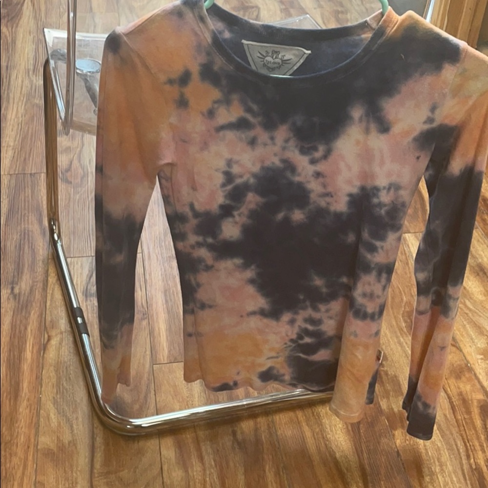 Long sleeve tie dye soft shirt